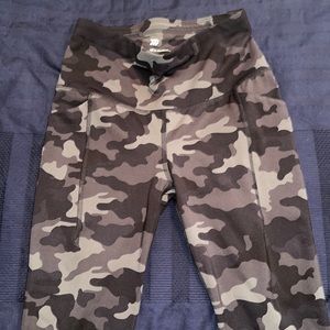 Under Armor Camo workout leggings